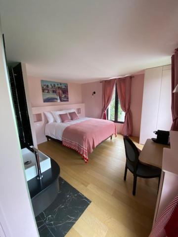 La Villa Aubin Belle Demeure Avec Vue Sur Paris モンモランシー エクステリア 写真